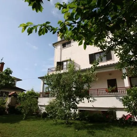 Appartement Vrancic3 Mit Eigener Terrasse *