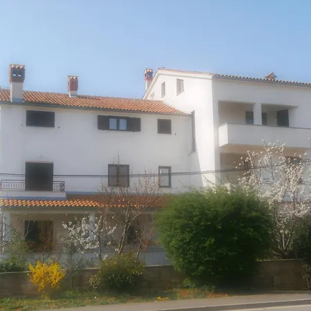 Appartement Vrancic3 Mit Eigener Terrasse